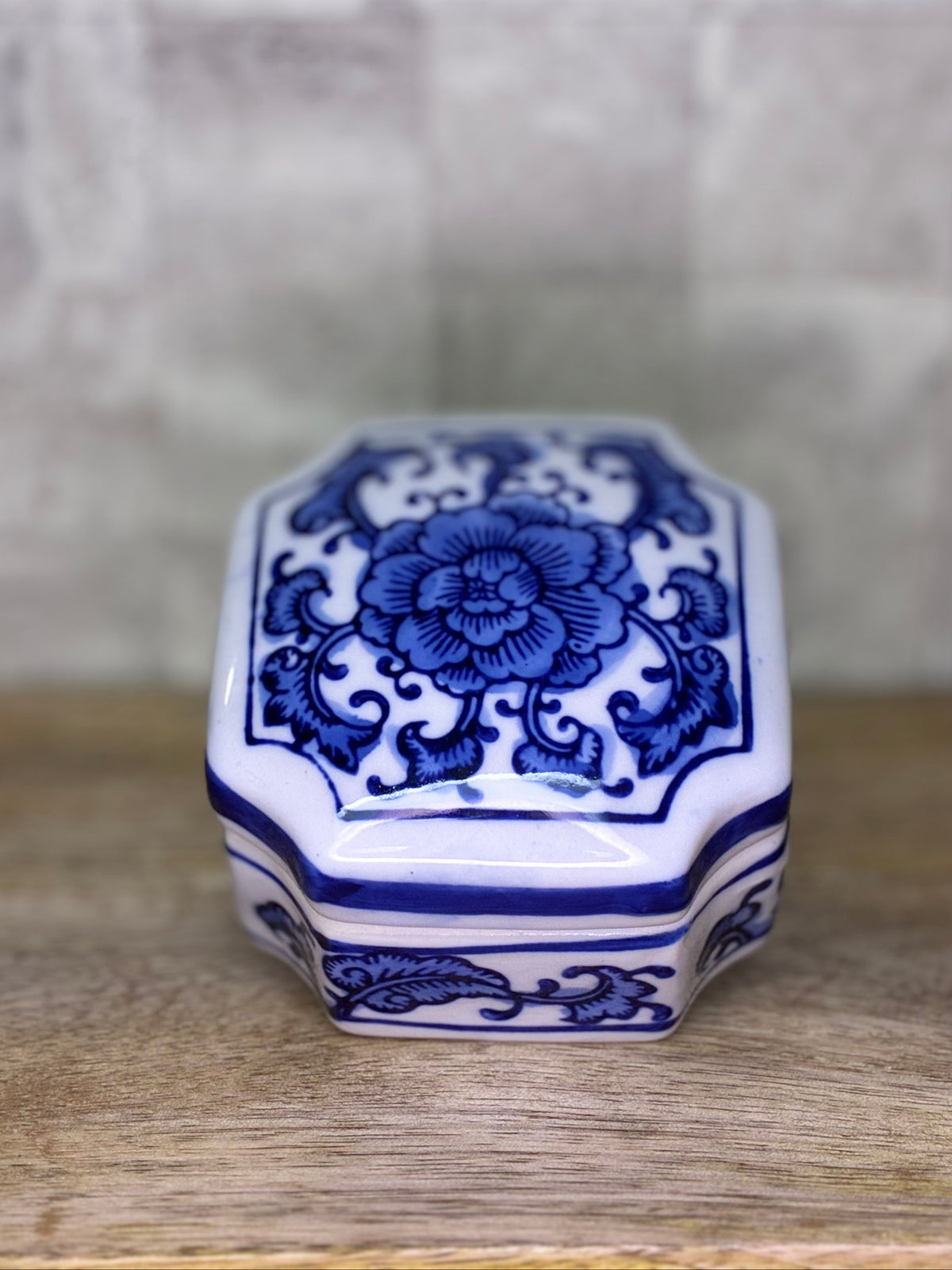4" Blue and White Porcelain Box with Lid